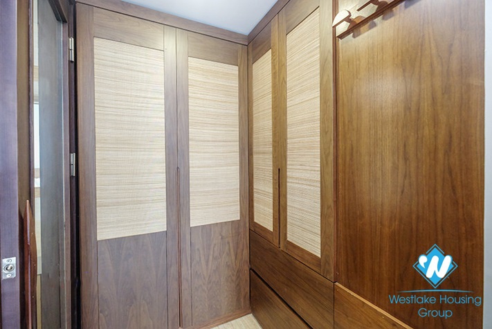 Brightly and cozy three bedrooms apartment for lease in Xuan Dieu, Tay Ho